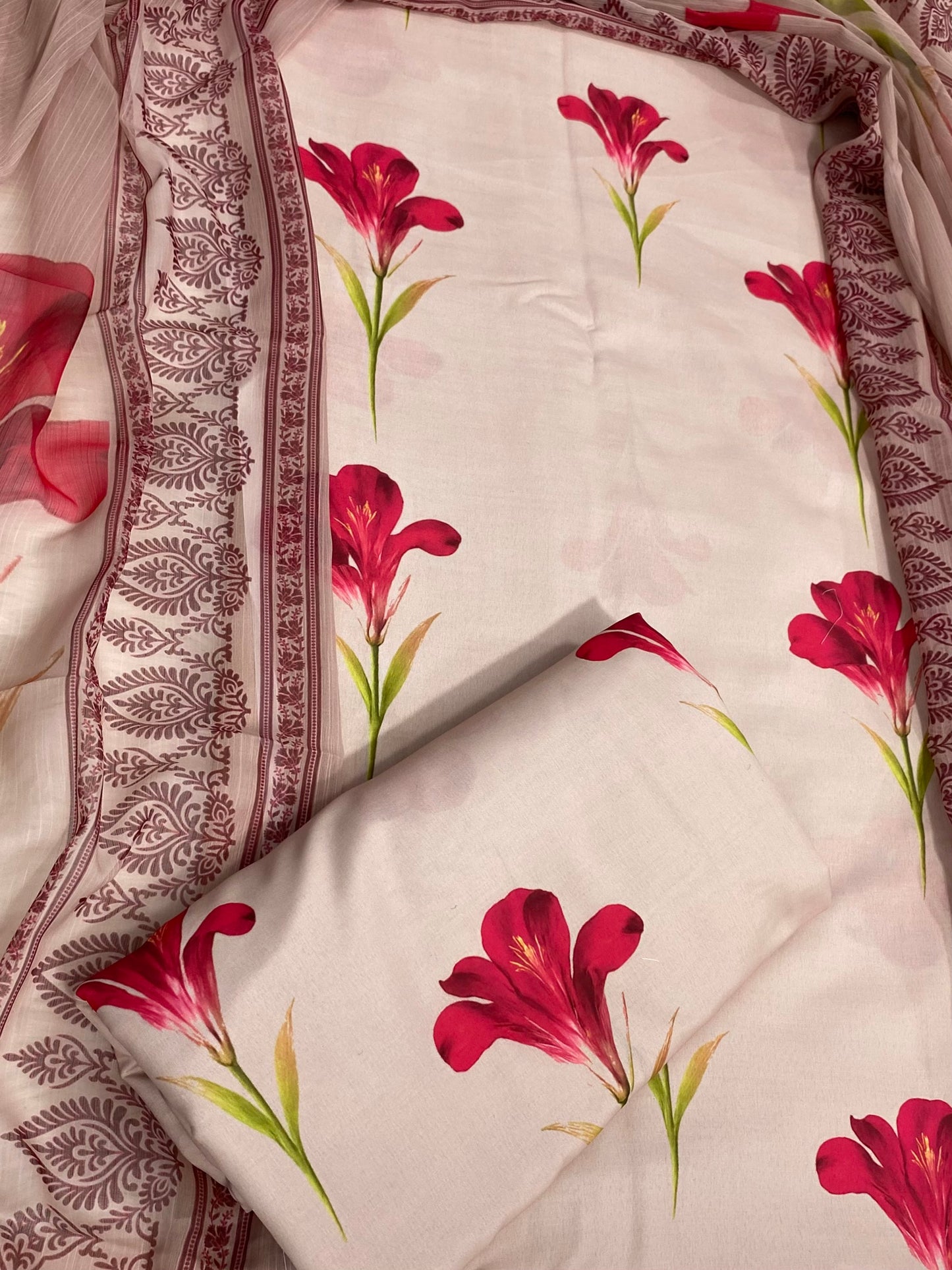 SWISS LAWN Unstich 3pcs