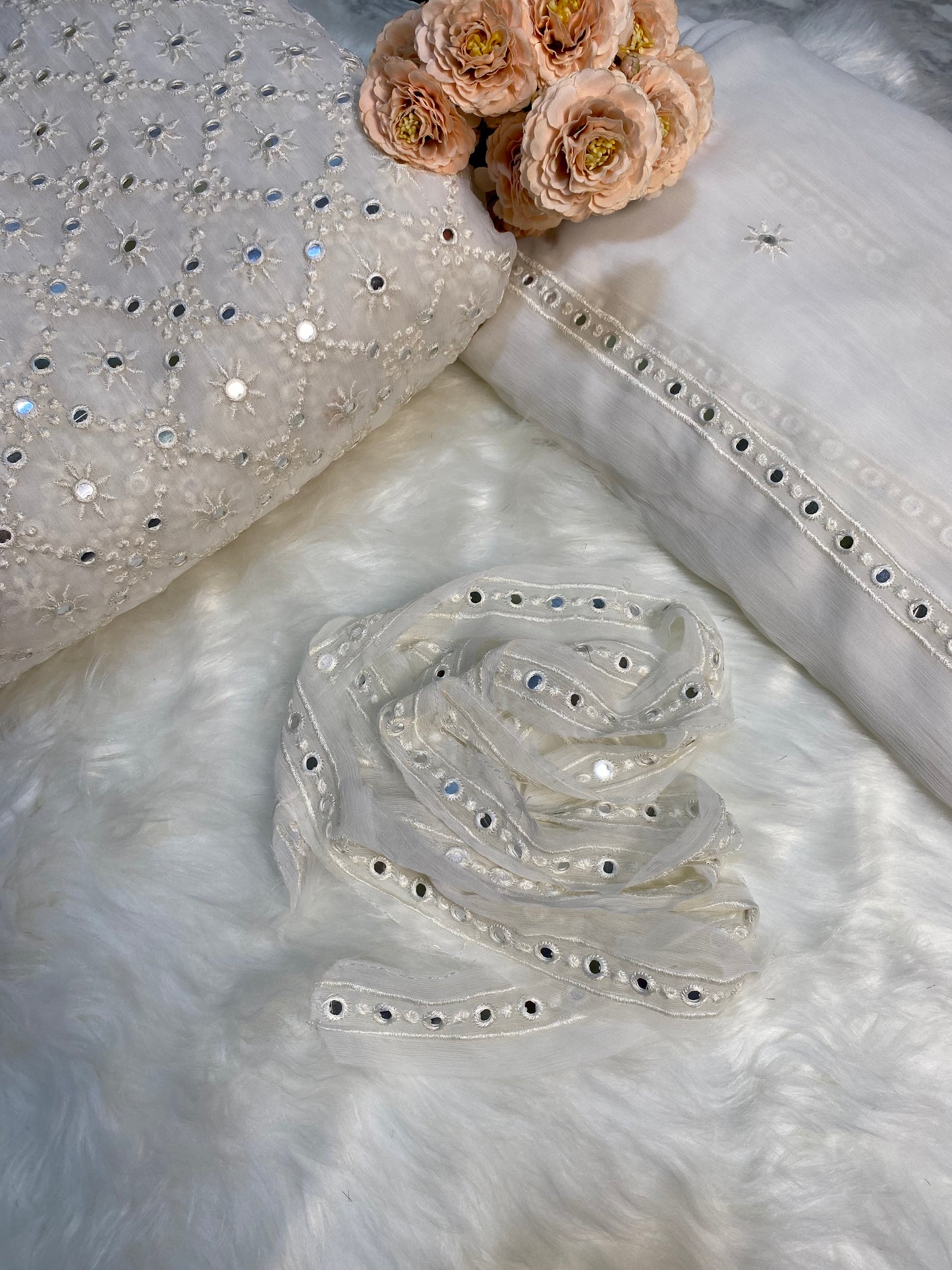 Z-P 128 HEAVY EMBROIDERY (WHITE)