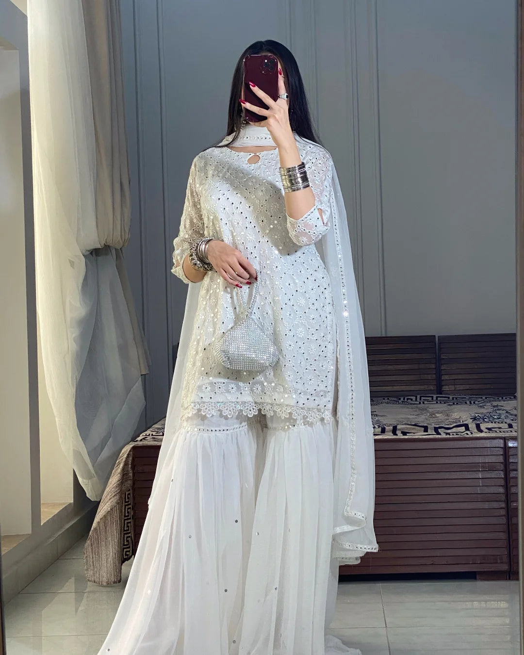 Z-P 128 HEAVY EMBROIDERY (WHITE)