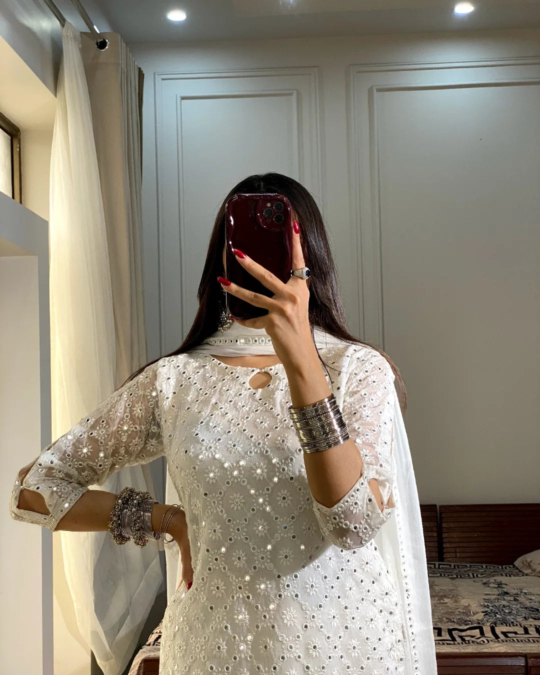Z-P 128 HEAVY EMBROIDERY (WHITE)