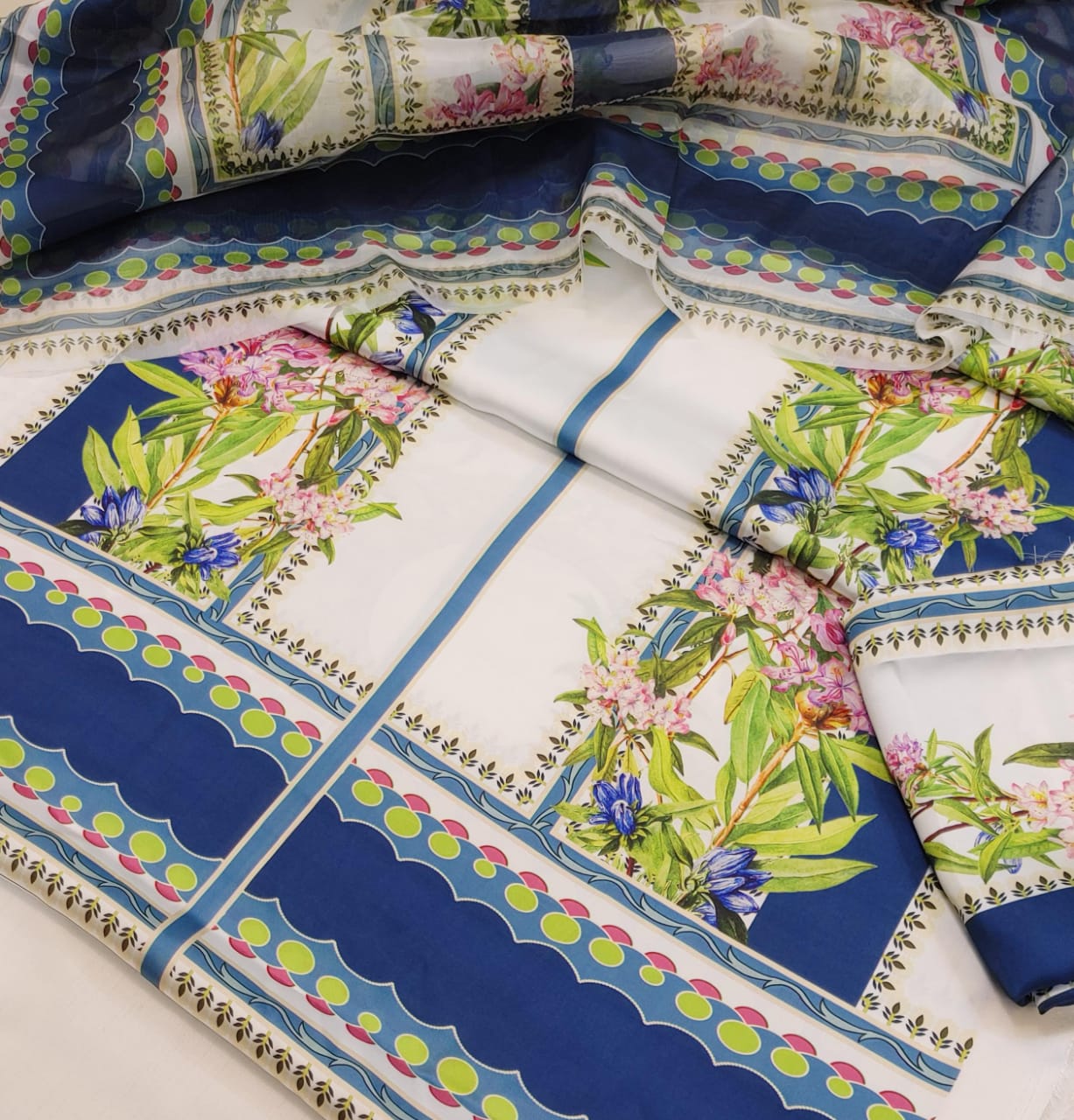 DIGITAL PRINT SHALMOZE SILK 3 PCS