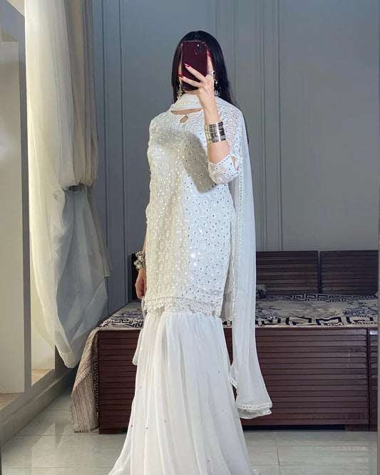 Z-P 128 HEAVY EMBROIDERY (WHITE)